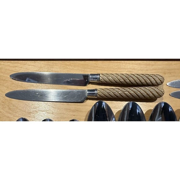 Mikasa Thailand MIS33 Stainless Flatware Service for 4 Brown Tan Swirled Stripes - Picture 7 of 9